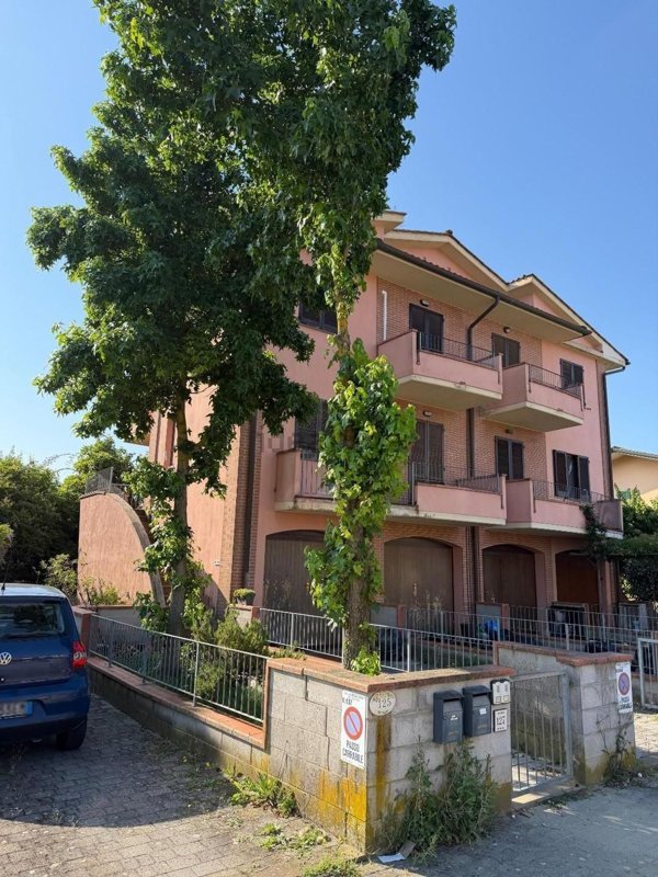 appartamento in vendita a Calcinaia in zona Sardina