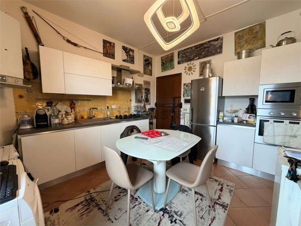 appartamento in vendita a Calcinaia in zona Sardina