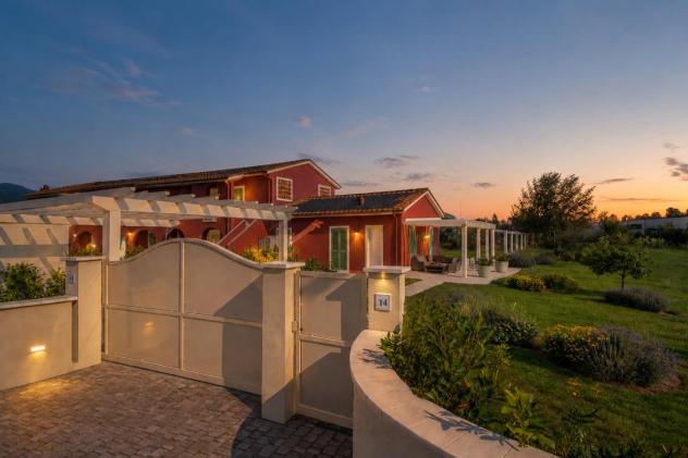 casa indipendente in vendita a Calcinaia in zona Fornacette