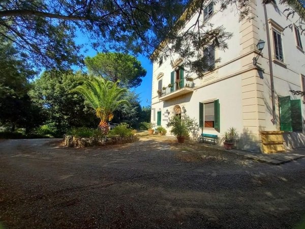 casa indipendente in vendita a Calcinaia in zona Fornacette