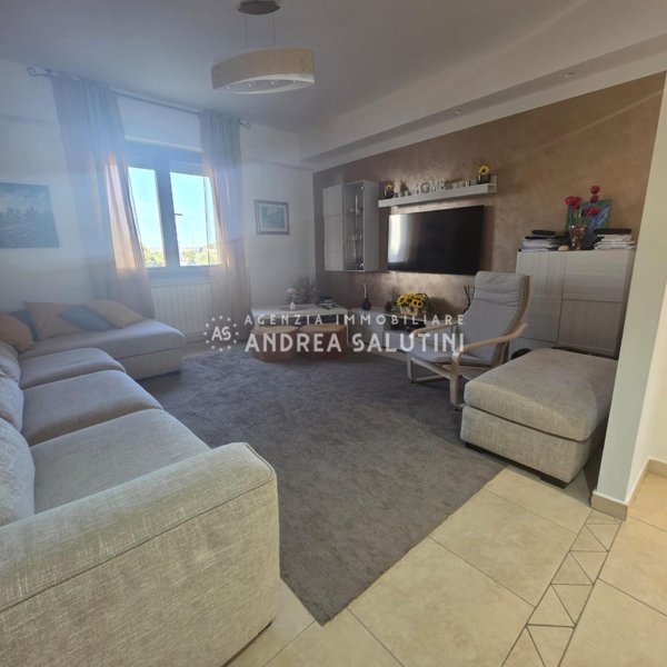 appartamento in vendita a Calcinaia in zona Fornacette