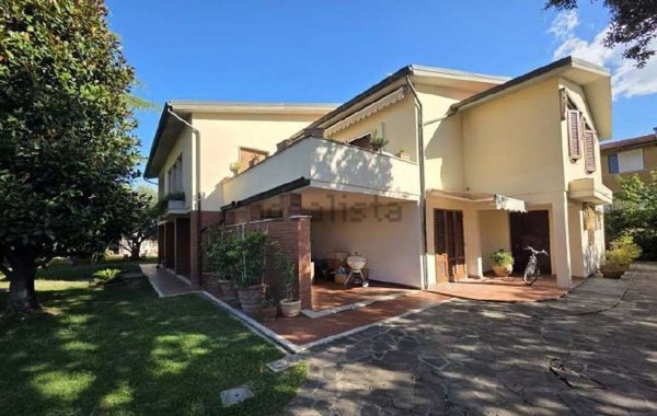 appartamento in vendita a Calcinaia in zona Fornacette