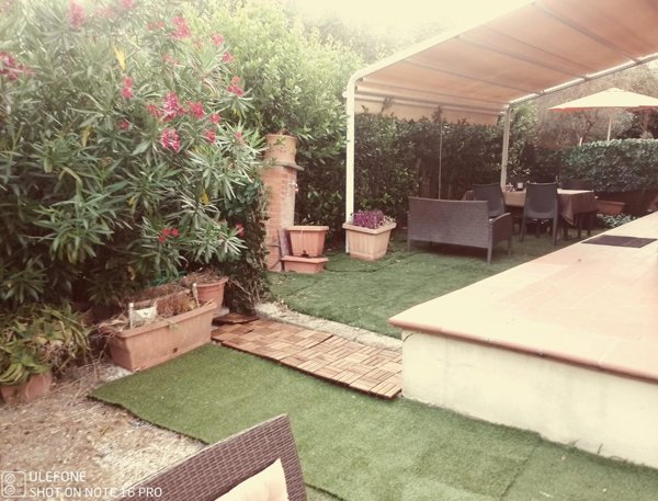 casa indipendente in vendita a Calcinaia in zona Sardina