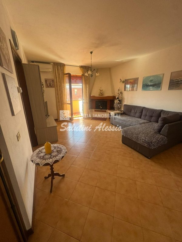 appartamento in vendita a Calcinaia in zona Fornacette
