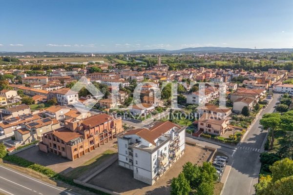 appartamento in vendita a Calcinaia in zona Sardina