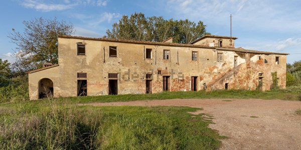 rudere in vendita a Capannoli