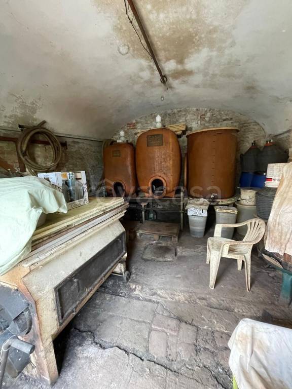 locale di sgombero in vendita a Capannoli