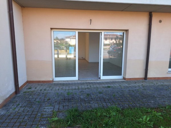 negozio in vendita a Capannoli