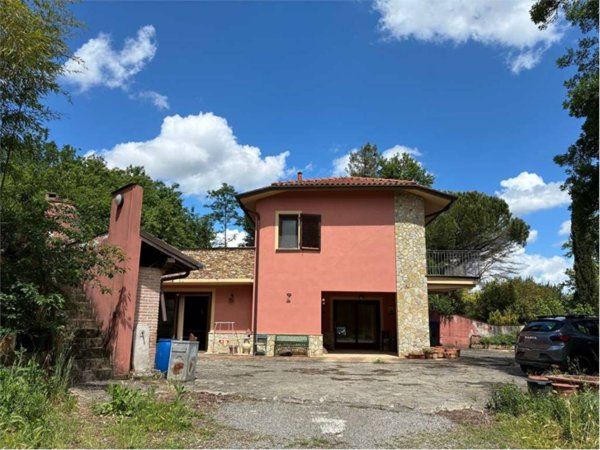 casa indipendente in vendita a Capannoli