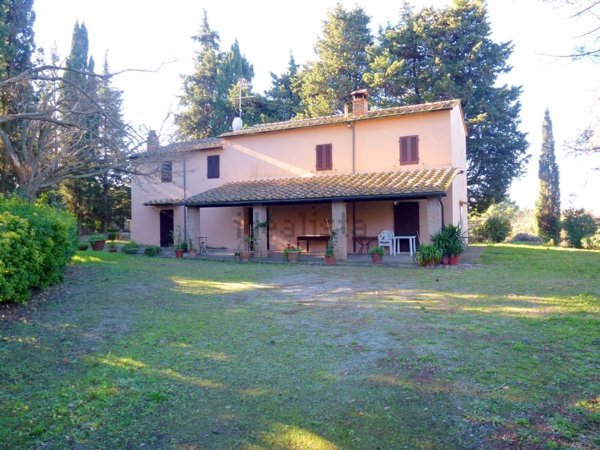 casa indipendente in vendita a Casale Marittimo