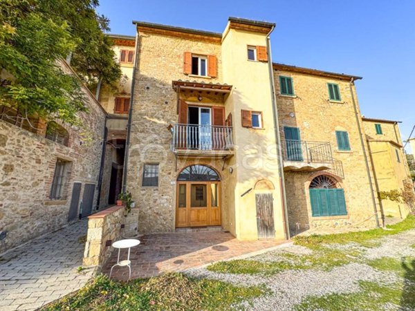 casa indipendente in vendita a Casale Marittimo