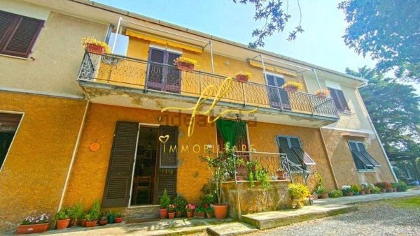 casa indipendente in vendita a Casale Marittimo