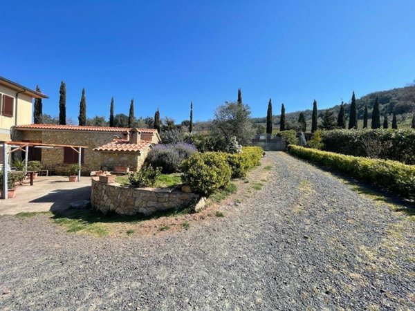casa indipendente in vendita a Casale Marittimo