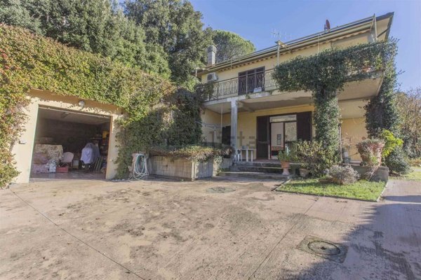 casa indipendente in vendita a Casale Marittimo