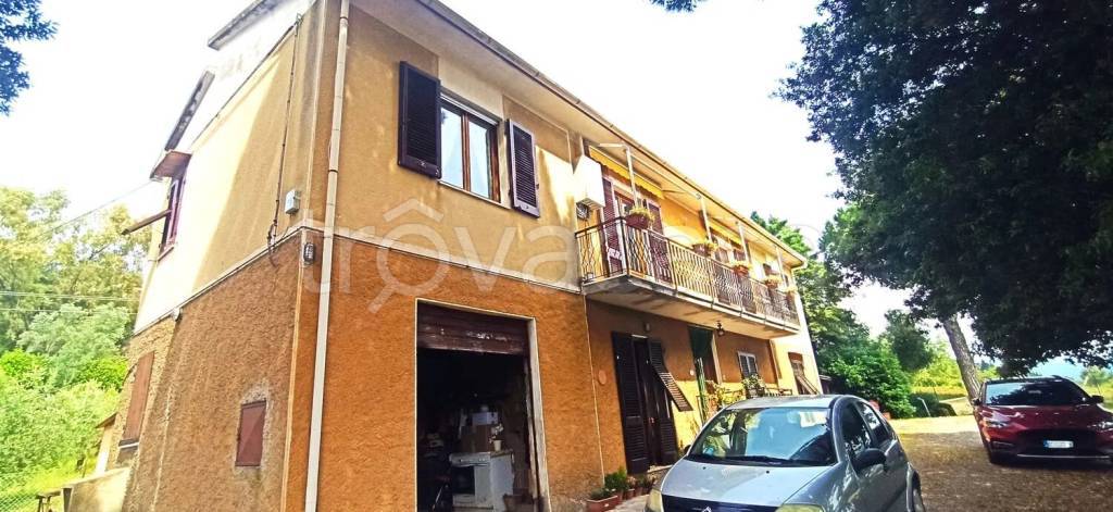 casa indipendente in vendita a Casale Marittimo