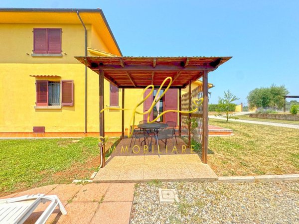 casa indipendente in vendita a Casale Marittimo