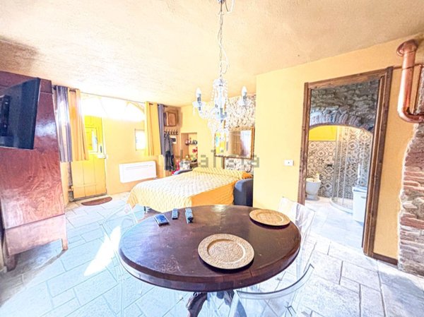 casa indipendente in vendita a Casale Marittimo