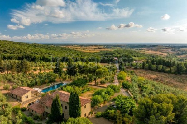 casa indipendente in vendita a Casale Marittimo