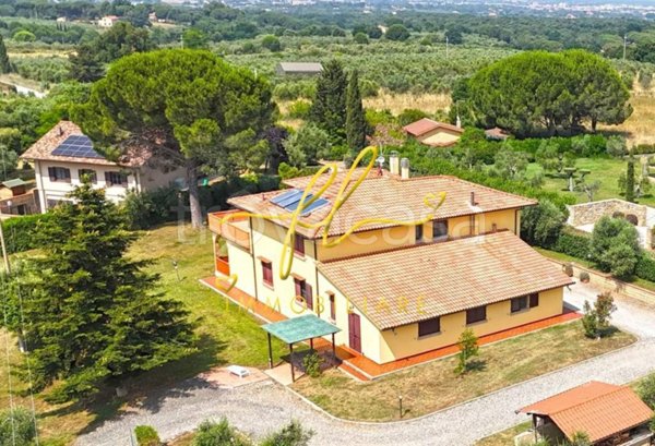 casa indipendente in vendita a Casale Marittimo
