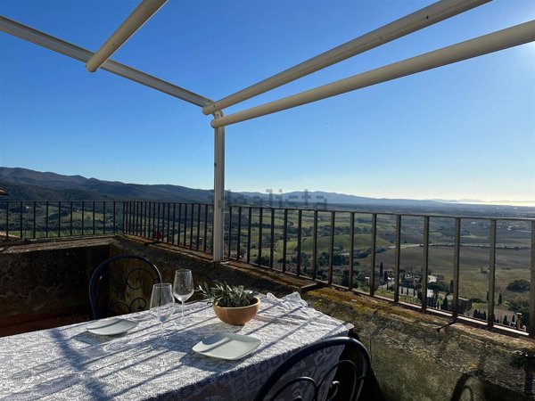 casa indipendente in vendita a Casale Marittimo