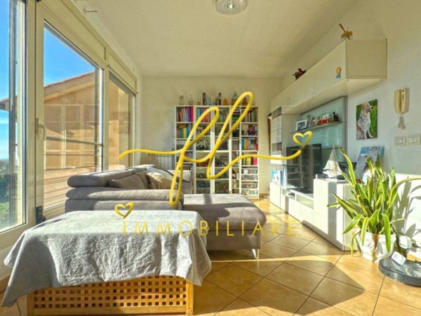 casa indipendente in vendita a Casale Marittimo