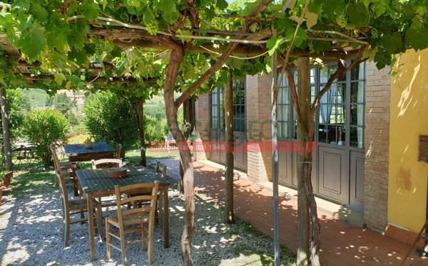 casa indipendente in vendita a Casale Marittimo