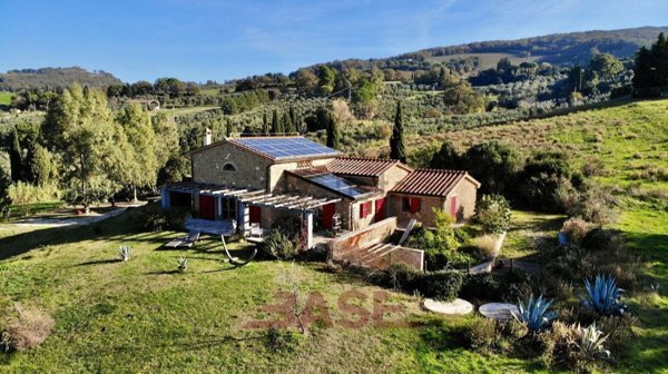 casa indipendente in vendita a Casale Marittimo