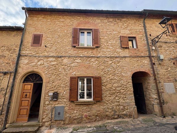 casa indipendente in vendita a Casale Marittimo