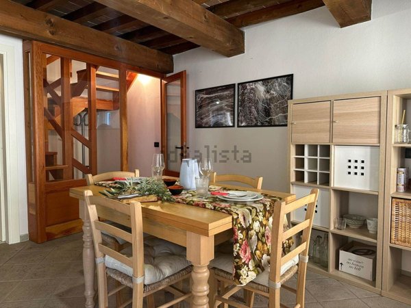 casa indipendente in vendita a Casale Marittimo