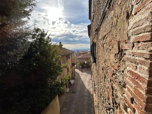 casa indipendente in vendita a Casale Marittimo