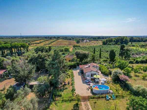 casa indipendente in vendita a Casale Marittimo