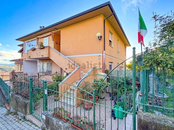 casa indipendente in vendita a Casale Marittimo