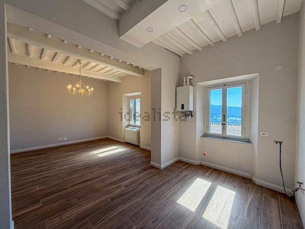 casa indipendente in vendita a Casale Marittimo