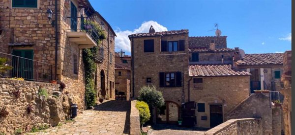 casa indipendente in vendita a Casale Marittimo