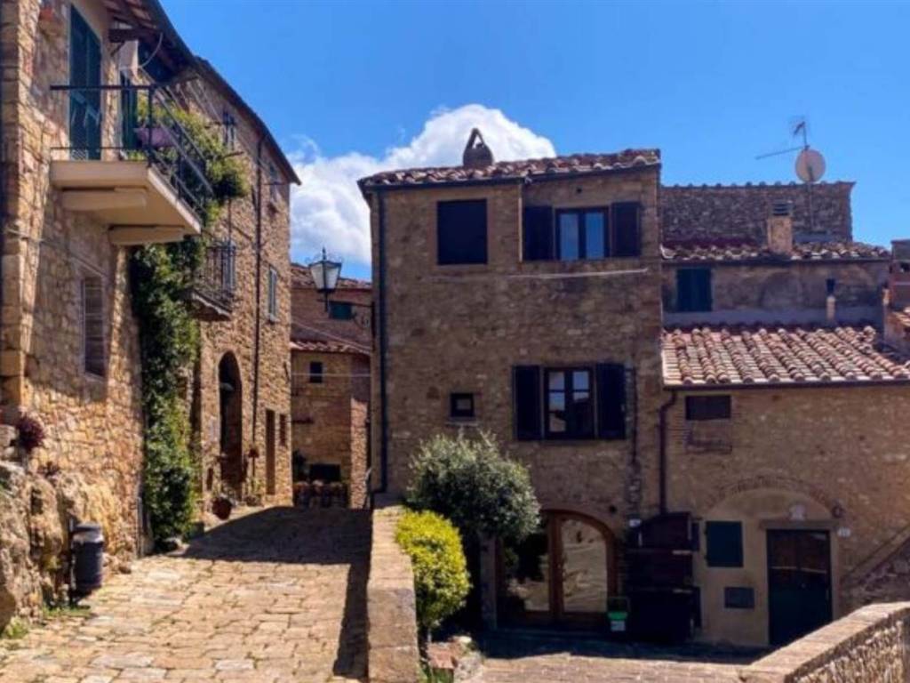 casa indipendente in vendita a Casale Marittimo