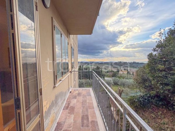casa indipendente in vendita a Casale Marittimo