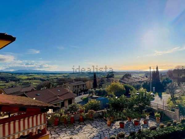 casa indipendente in vendita a Casale Marittimo