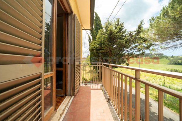 casa indipendente in vendita a Casale Marittimo