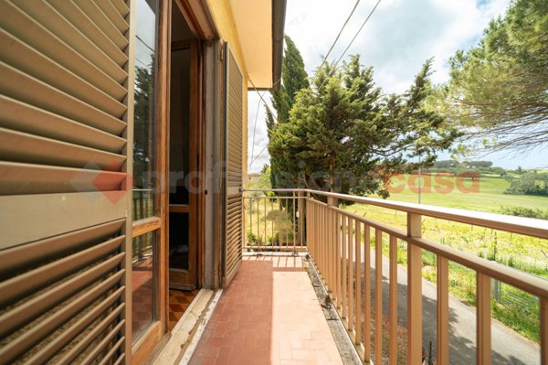 casa indipendente in vendita a Casale Marittimo
