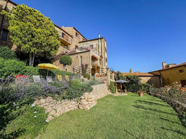 casa indipendente in vendita a Casale Marittimo