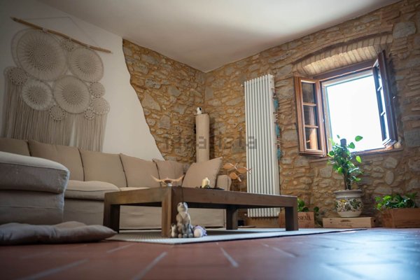 casa indipendente in vendita a Casale Marittimo