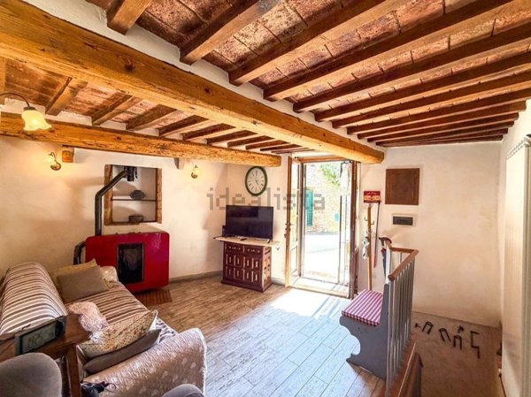 casa indipendente in vendita a Casale Marittimo