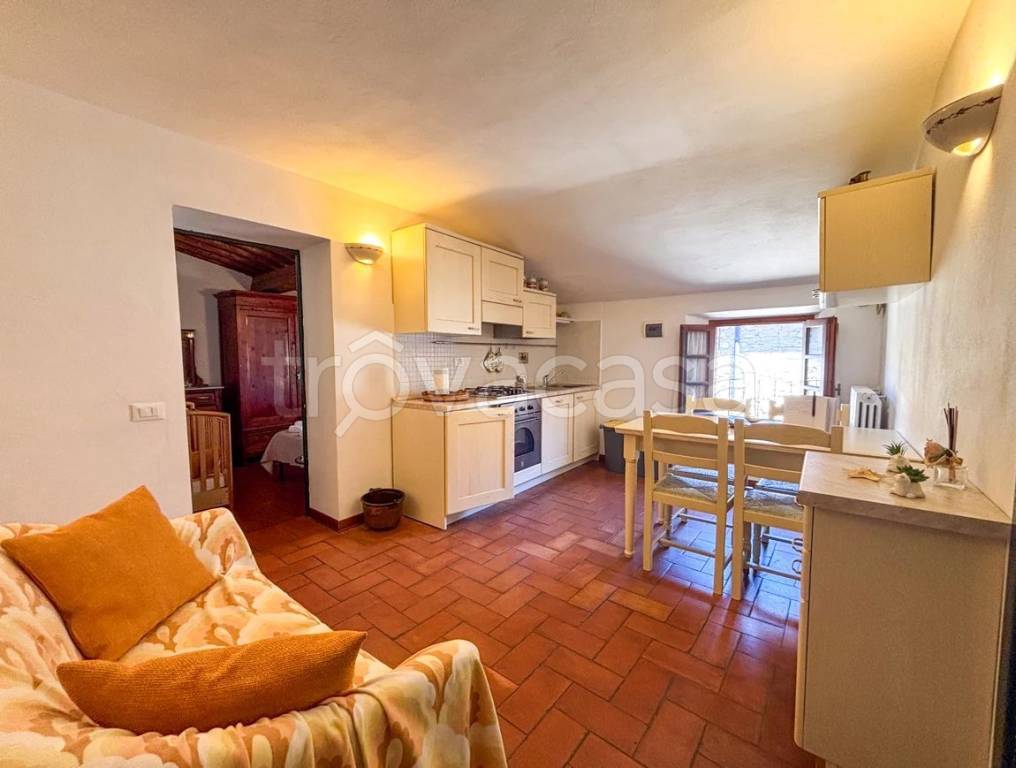 casa indipendente in vendita a Casale Marittimo