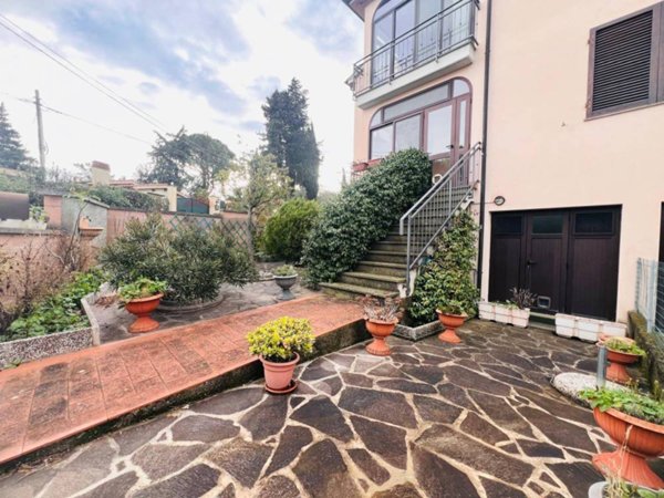 casa indipendente in vendita a Casale Marittimo