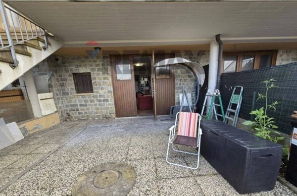casa indipendente in vendita a Casale Marittimo