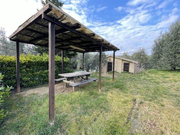 casa indipendente in vendita a Casale Marittimo