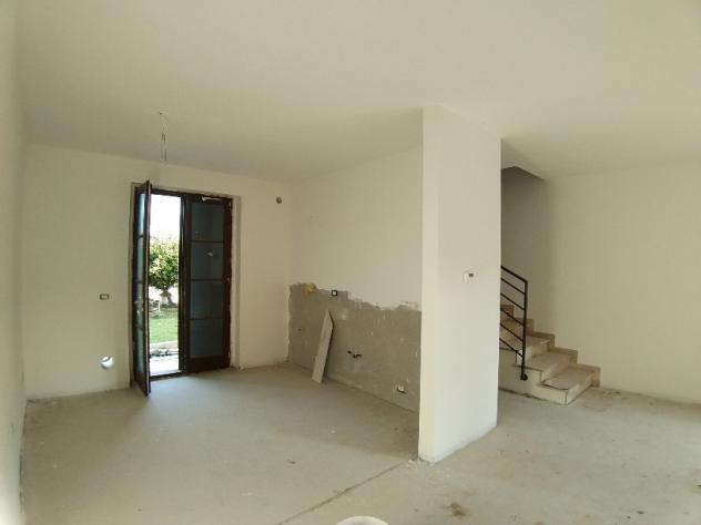 casa indipendente in vendita a Cascina in zona Casciavola