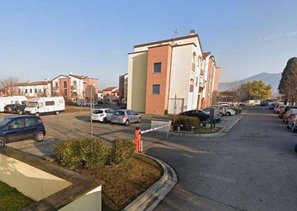 appartamento in vendita a Cascina in zona Titignano