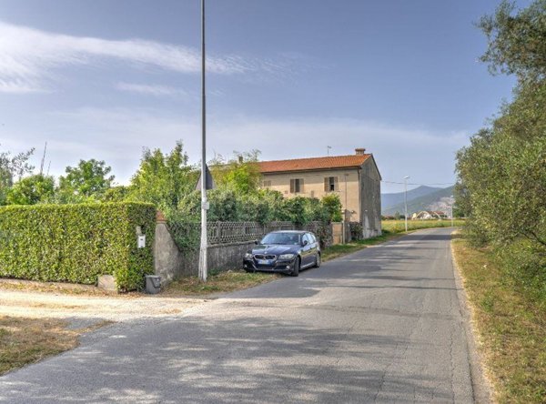 appartamento in vendita a Cascina