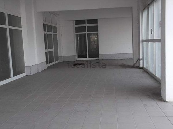 casale in vendita a Cascina